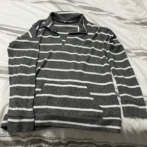 Pink clover- half zip sweater